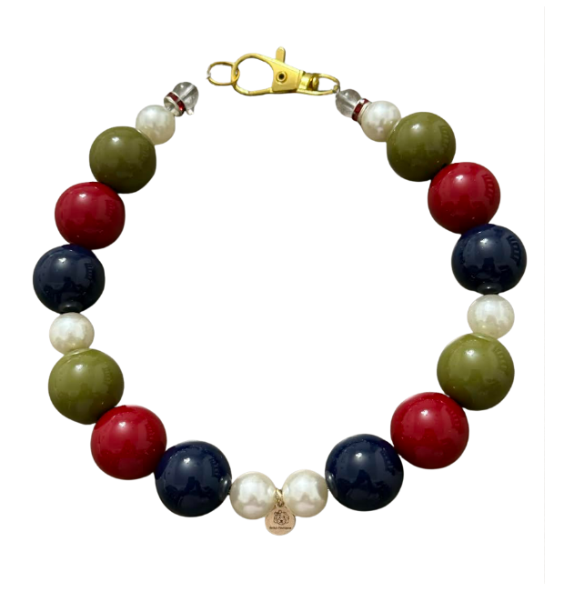 Midnight Mistletoe Necklace